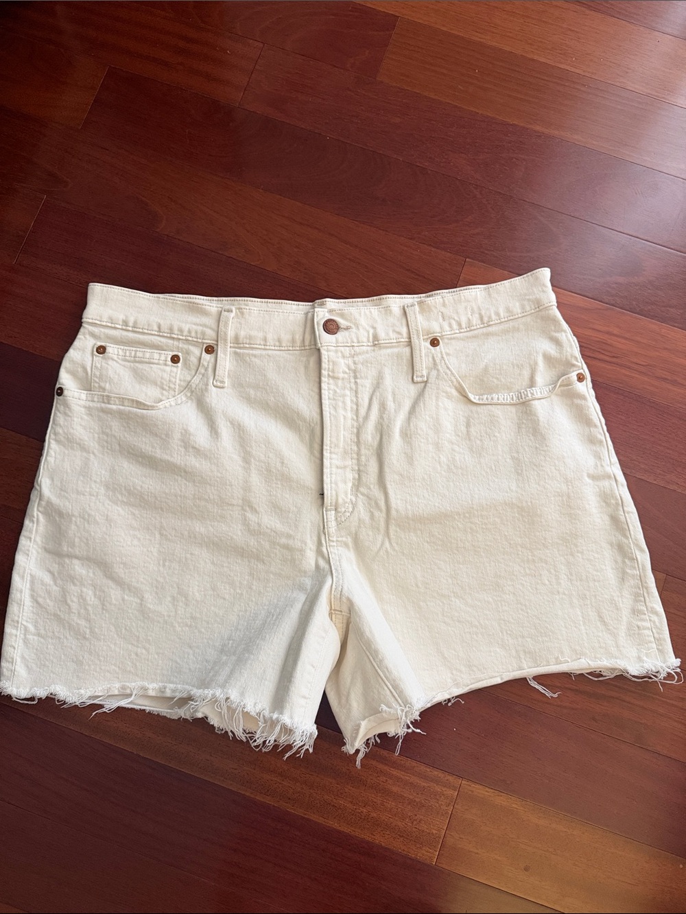 Madewell Cream Raw-Hem Denim Shorts